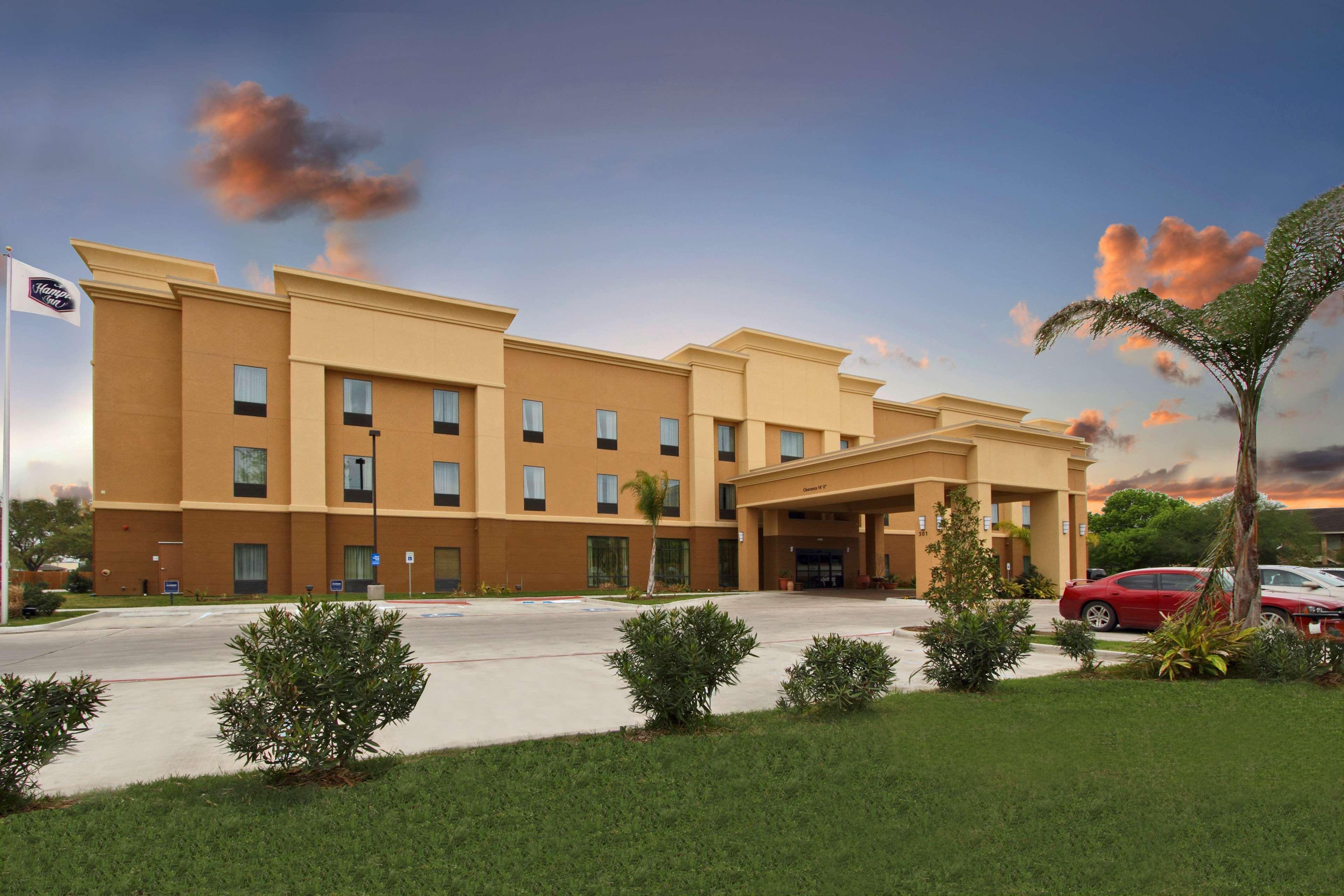 Hampton Inn Beeville Ngoại thất bức ảnh